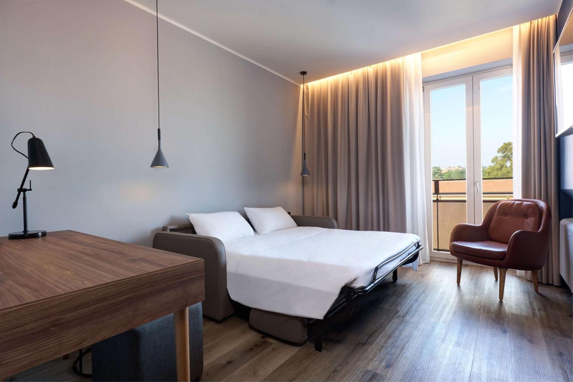 Radisson Hotel แฟร์รารา ภายนอก รูปภาพ